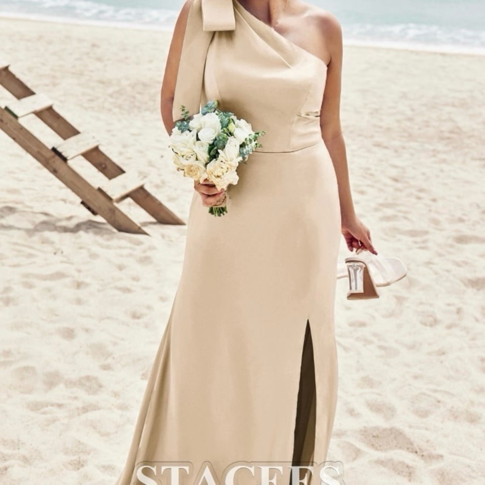 Stacee’s dress